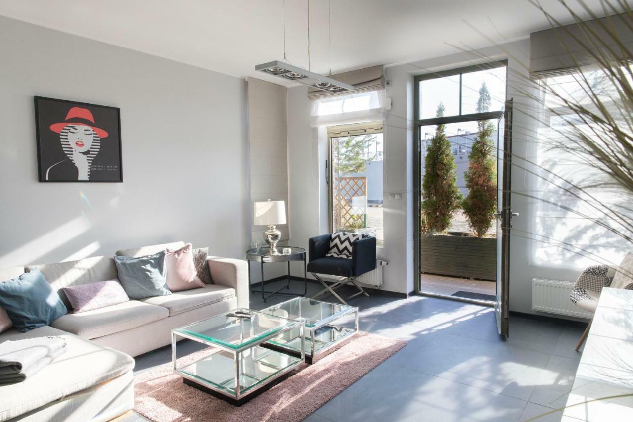 우스트카 Apartament Na Bulwarze - Parter Z Prywatnym Wejsciem 아파트 외부 사진